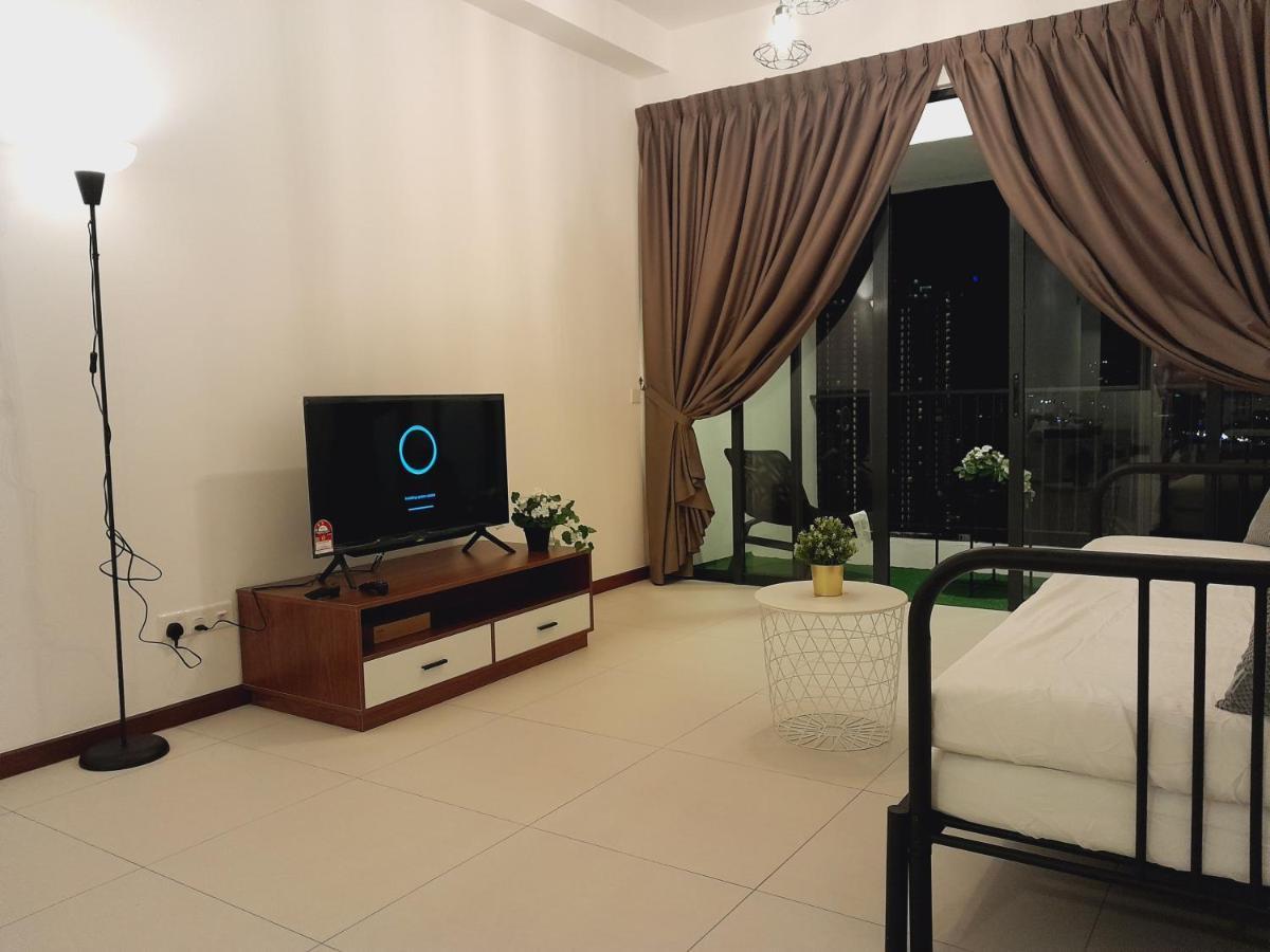 Tanjung Tokong The Landmark Comfort Relax Spacious Sea View By Iz מראה חיצוני תמונה