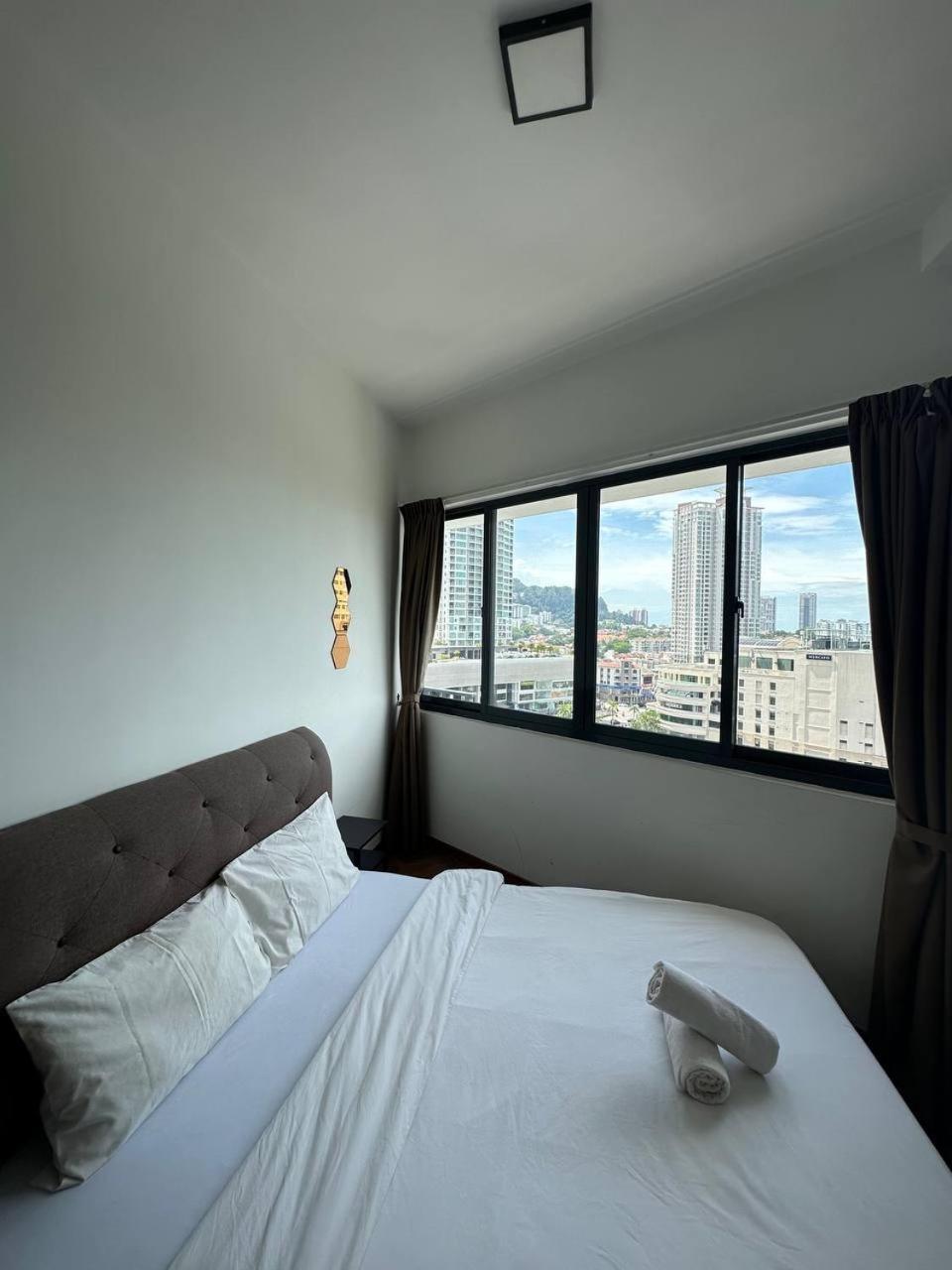 Tanjung Tokong The Landmark Comfort Relax Spacious Sea View By Iz מראה חיצוני תמונה